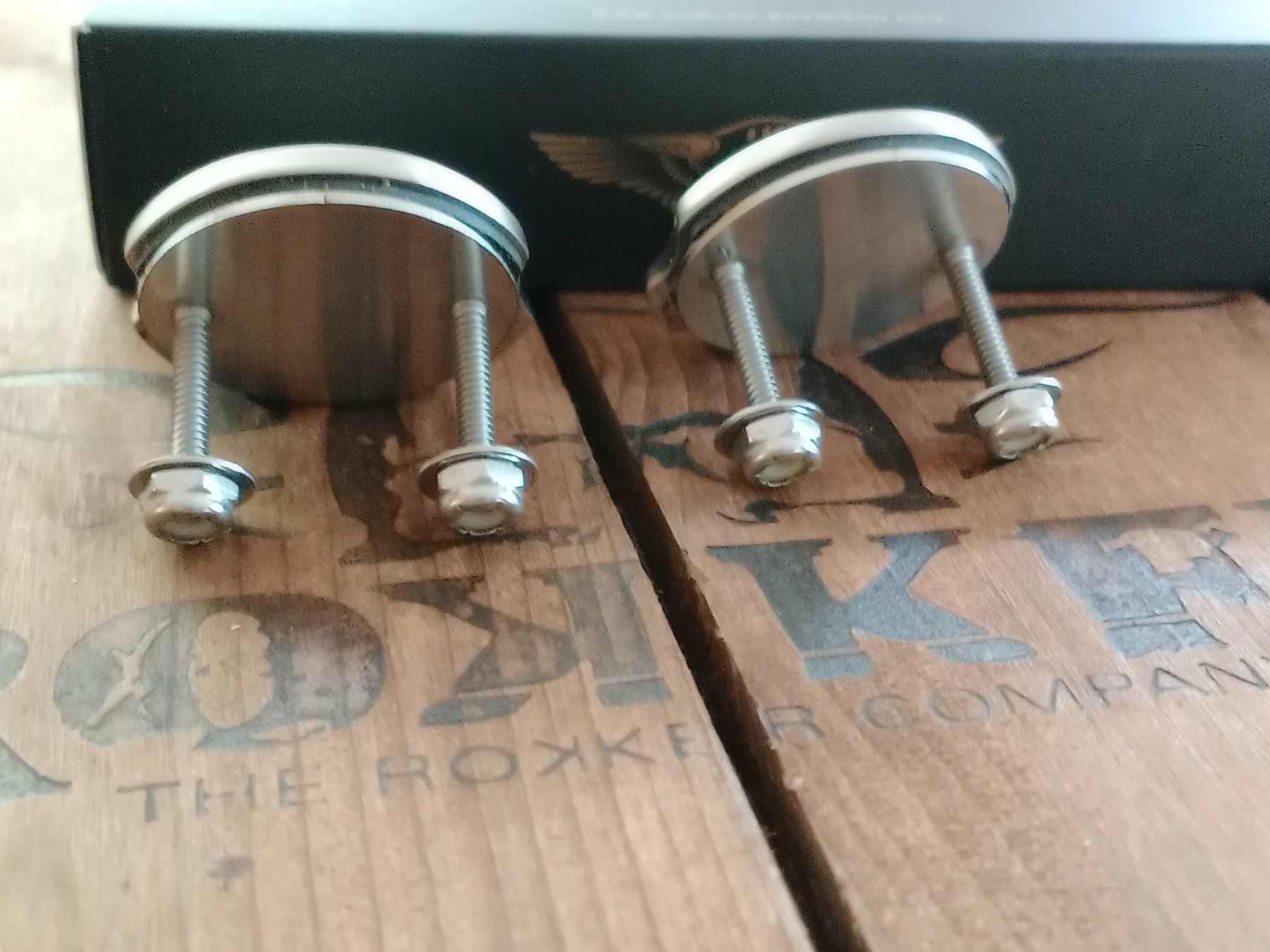 Harley-Davidson Tutti i ricambio per moto: Harley Davidson Skull Schrauben Set- Coole Optik! – Nuovo (secondo la descrizione) da Waldenburg venduto da Wild_Thing_II 2