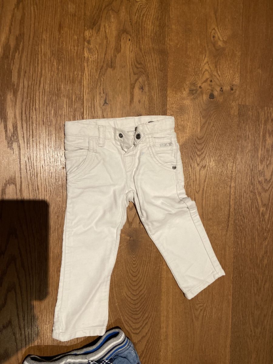 Pantaloni: 3 Paar Hosen Gr.86 – Usato da Pratteln venduto da Nala78 3