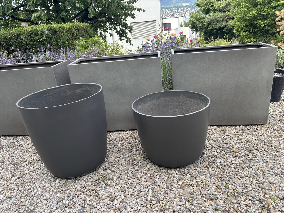 Eternit Pots de fleurs: Planters/Gartentopf Swisspearl Eternit x 2, Anthracite – D'occasion à Erlenbach ZH par verbena_mint 6