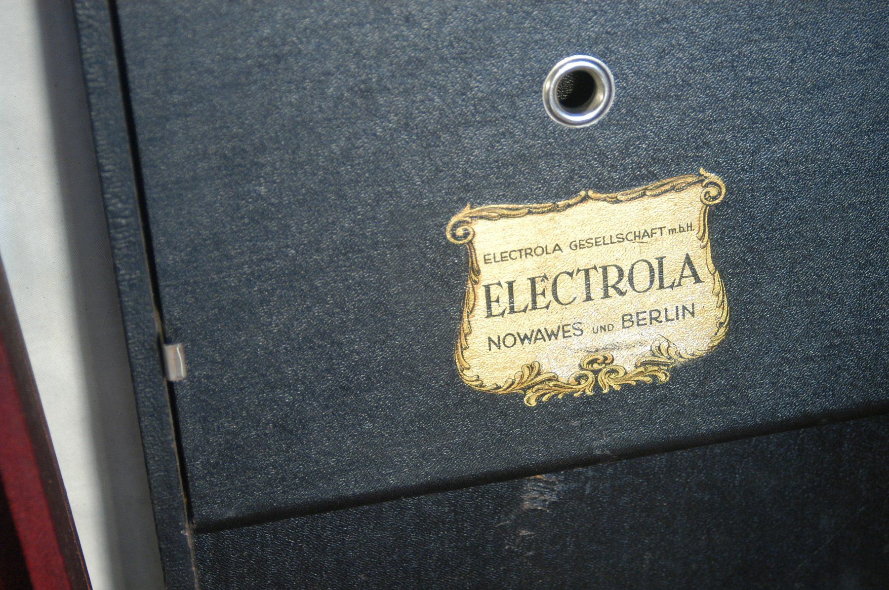 Plattenspieler: Antike Grammophone Webcor, Elektrola, anderer – Gebraucht aus Herisau von Wisen 5
