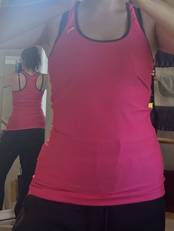 PUMA Sport Tank Top Pink Gr. M fällt klein aus