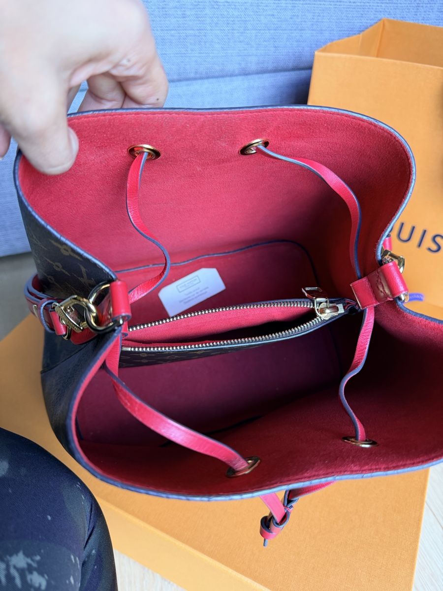 Louis Vuitton Borse da donna: Louis Vuitton NéoNoé MM Monogram - iconic handbag! – Usato da Thalwil venduto da 28rainbow 9