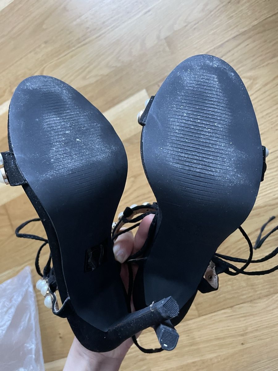Scarpe da donna: Black heeled sandals Pearl, Size 38 – Nuovo (secondo la descrizione) da Zug venduto da Fashionaddicted.- 4