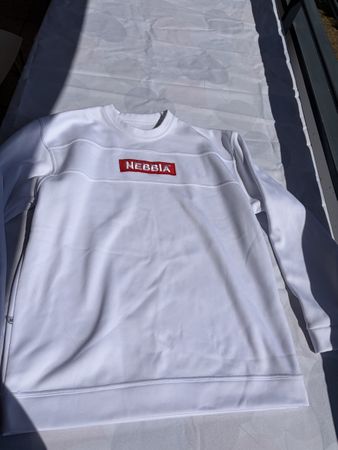 Pull synthétique Nebbia