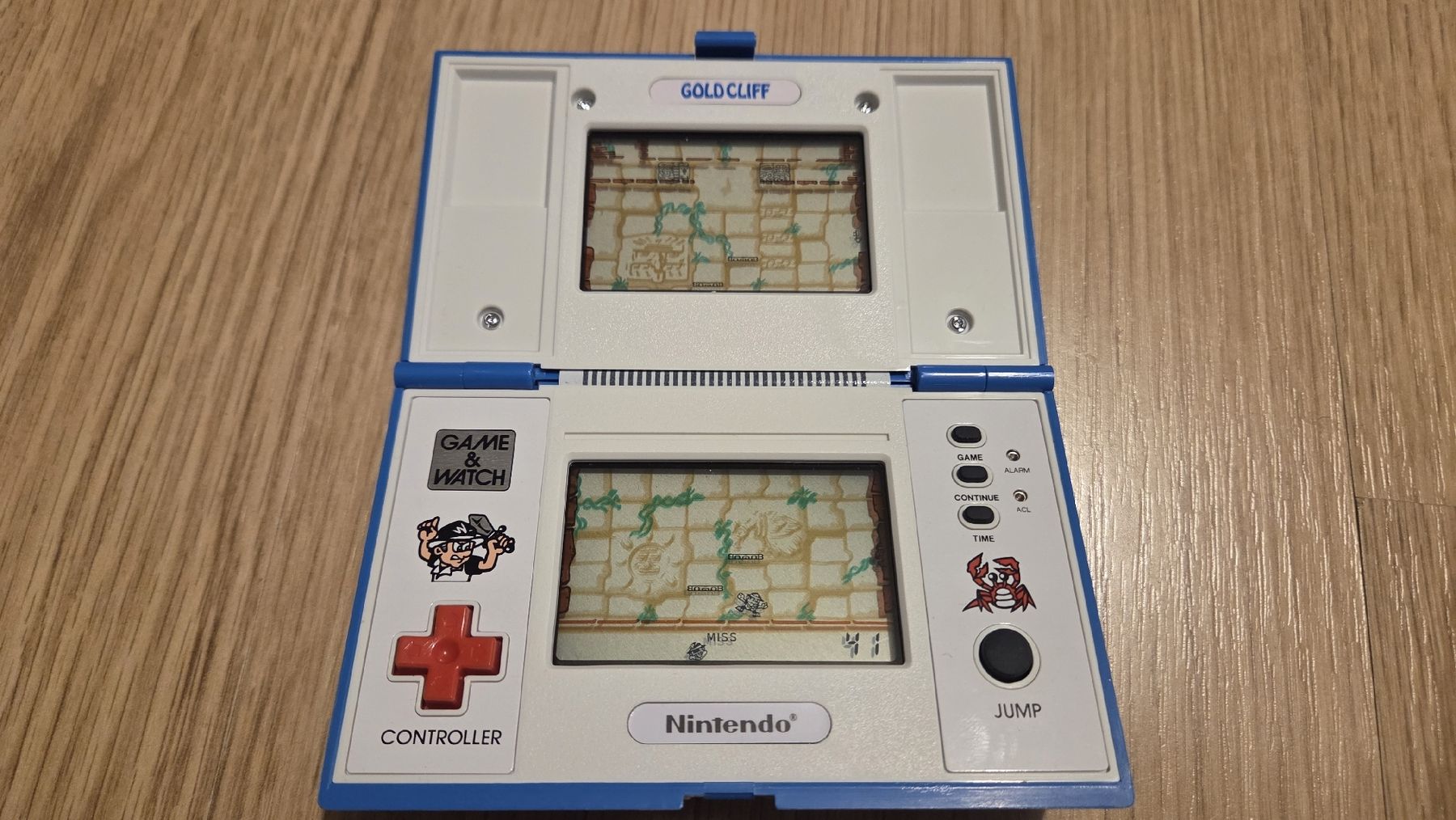 game&watch Console: Game & Watch Gold Cliff Multi Screen Nintendo, Vintage – Usato da Confignon venduto da Dreamcruise 2