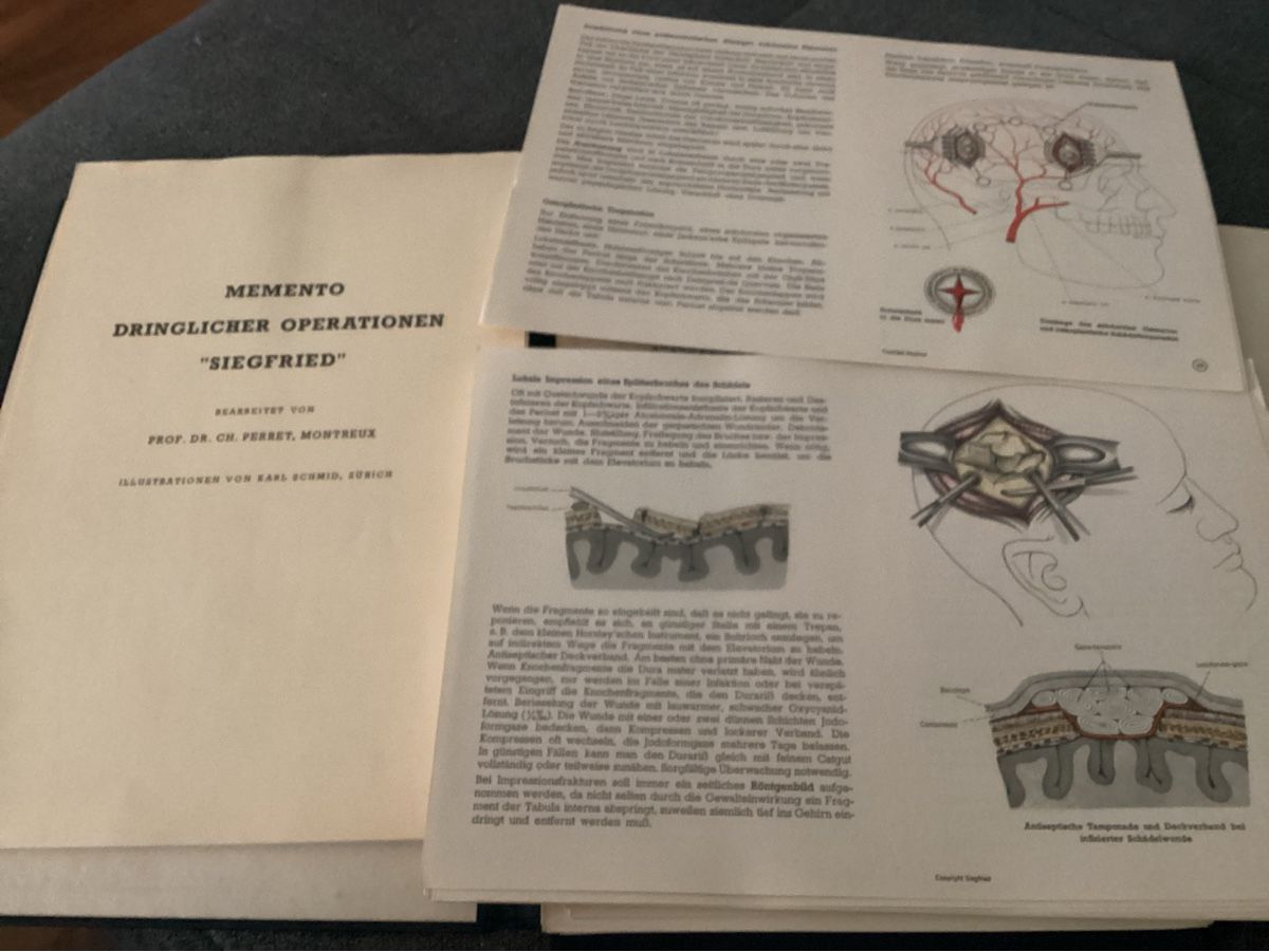Bücher: MEDIZINISCHES BUCH (MAPPE) 1947 – Gebraucht aus Münchenstein von NoSu98 2