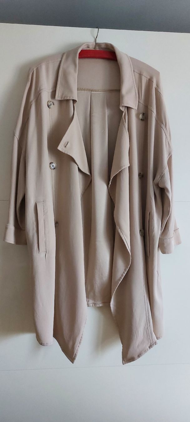 Hugo Boss Mäntel: HUGO BOSS Sommermantel – Gebraucht aus Rheinfelden von Zottel3