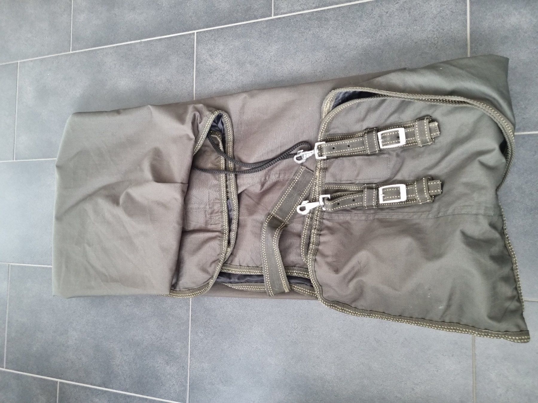 Felix Bühler Coperte & Accessori: Regendecke 145cm – Usato da Rothrist venduto da komet5quint4