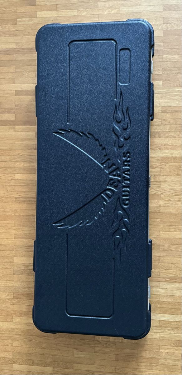 Strumenti musicali: Dean Hardtail E-Gitarre mit Koffer, neuwertig! – Nuovo (secondo la descrizione) da Luzern venduto da Combi 1