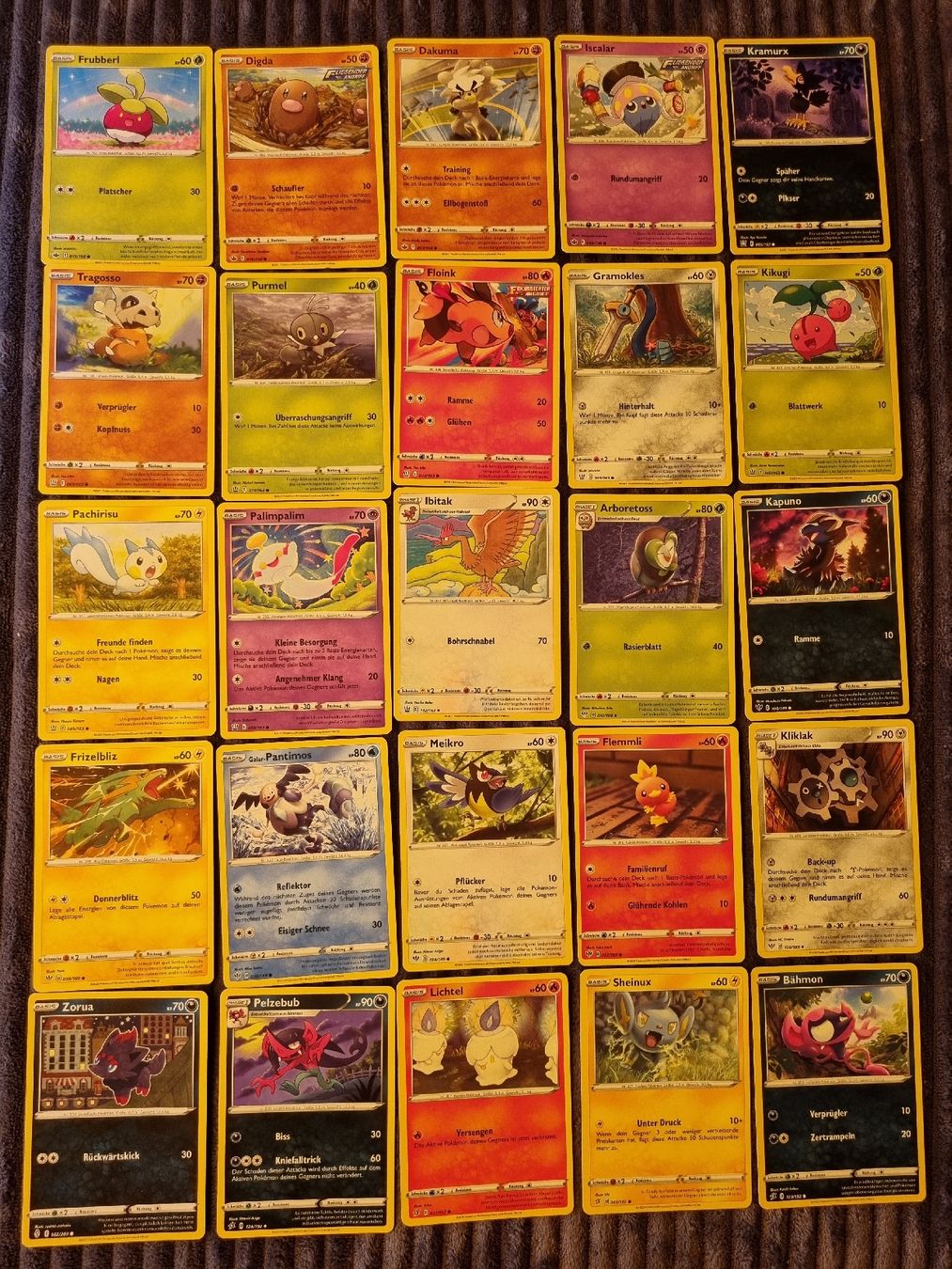 Pokémon Sammelbilder & Trading cards: Pokémon Sammelkarten 99 Stk – Gebraucht aus Krattigen von conele01