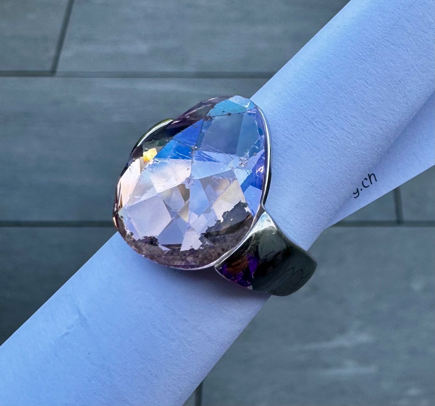 Swarovski Anelli: Ring  mit grossem Glasstein Gr. 57 – Usato da Biberist venduto da Mi58 2