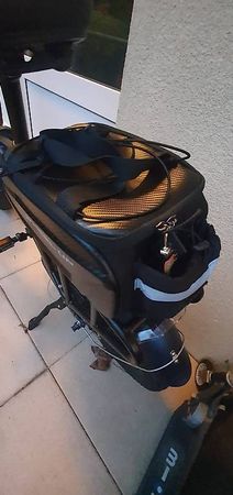 A vendre sacoche porte-bagages vélo neuve