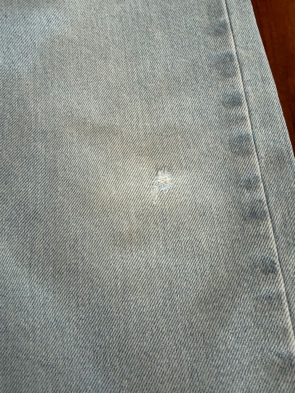 Pantaloni: Jeans von Vertbaudet, Grösse 110 - mit Loch – Usato da Haslen AI venduto da s176 1