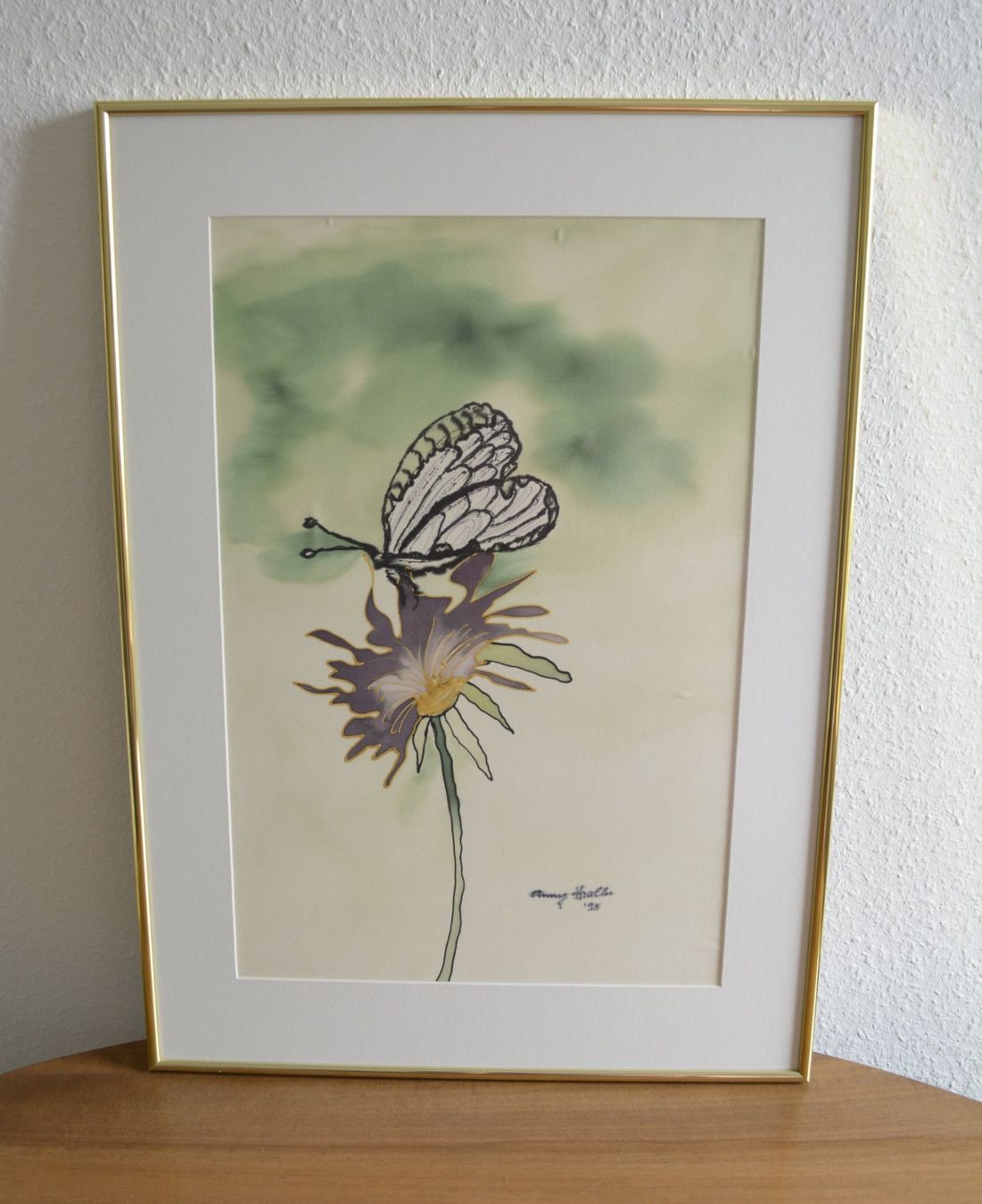 Foto & Immagini: Gerahmtes Aquarell Blüte mit Schmetterling – Usato da Brunnen venduto da Kloster_Ingenbohl