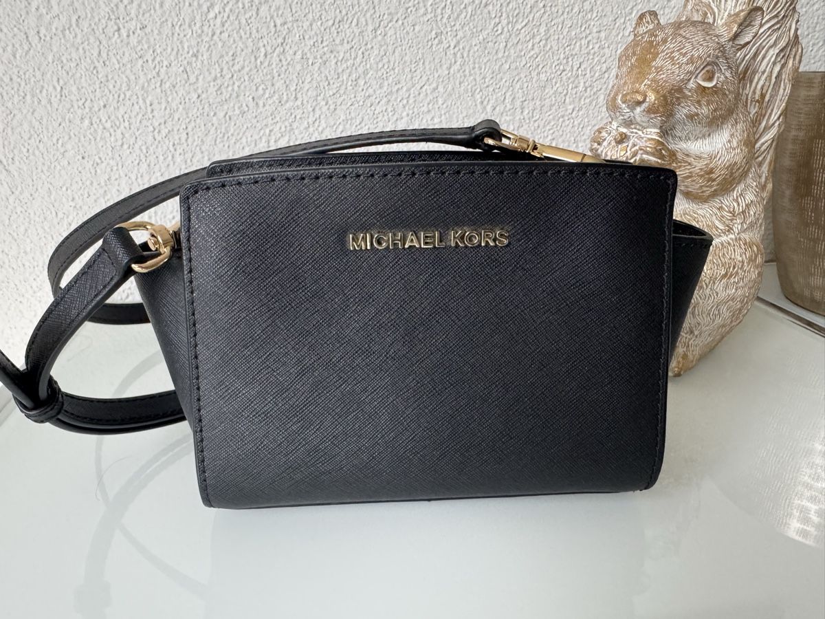 Michael Kors Taschen für Damen: Michael Kors kleine Handtasche – Gebraucht aus Hergiswil NW von Arbours 1