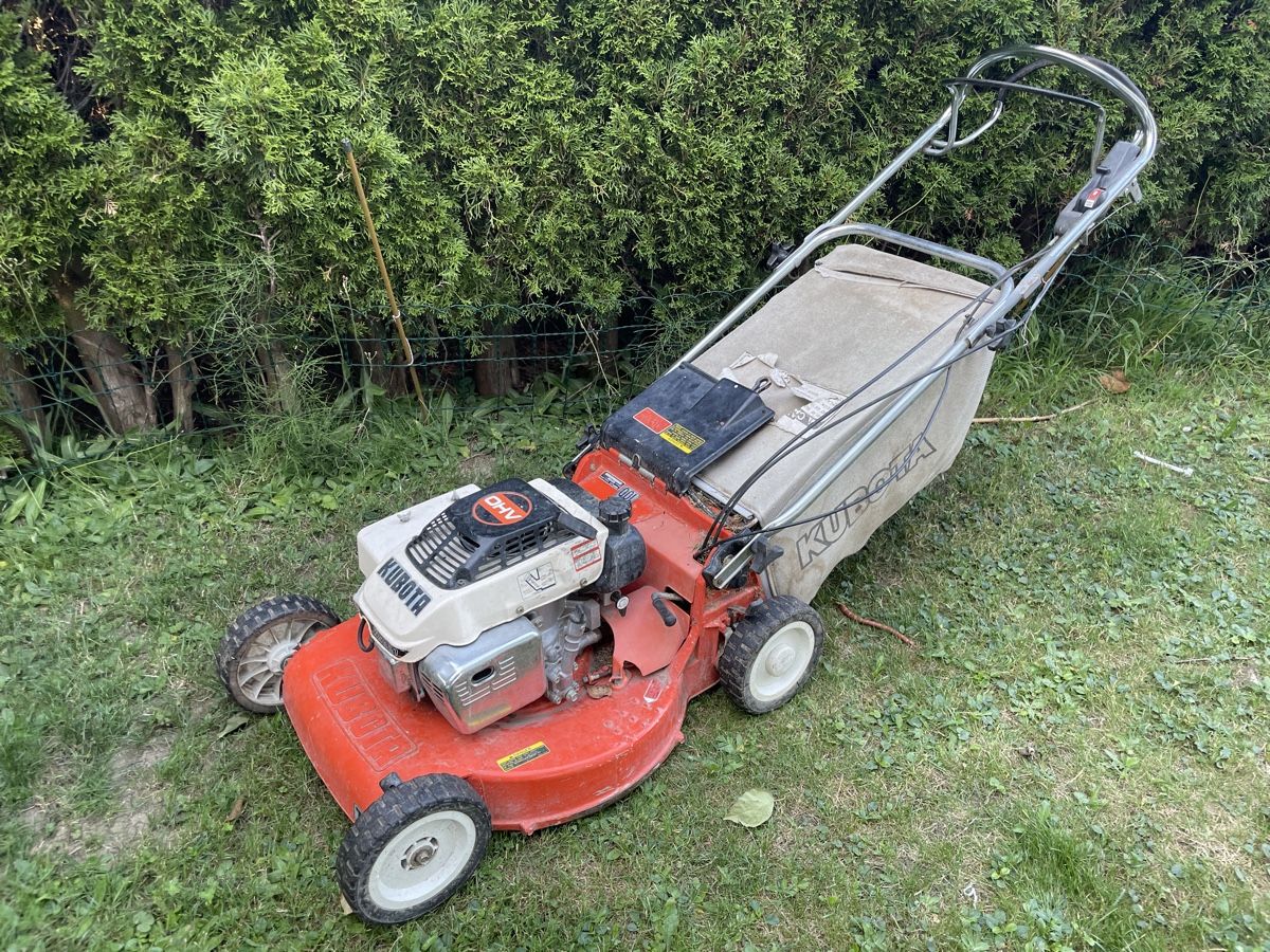 Kubota Tagliaerba: Kubota Rasenmäher – Usato da Unterägeri venduto da Nunu24