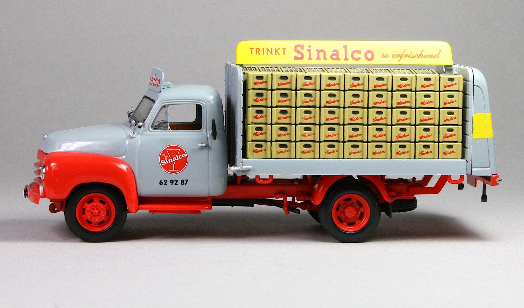 Minichamps Voitures modèles: Minichamps Opel Blitz "Sinalco" – Neuf avec emballage d'origine à Elsau par Peekay8 8