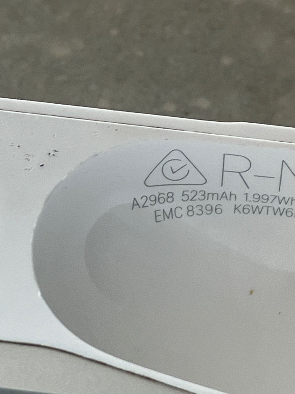 Apple Kopfhörer: APPLE AIRPODS PRO 2 Case – Gebraucht aus Lausanne von mr.v 4