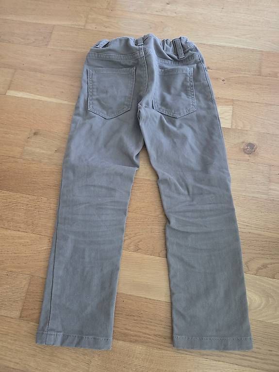 H&M Pantaloni: Hose Slim Fit H&M Gr.110 – Usato da Mönchaltorf venduto da snowwater 1