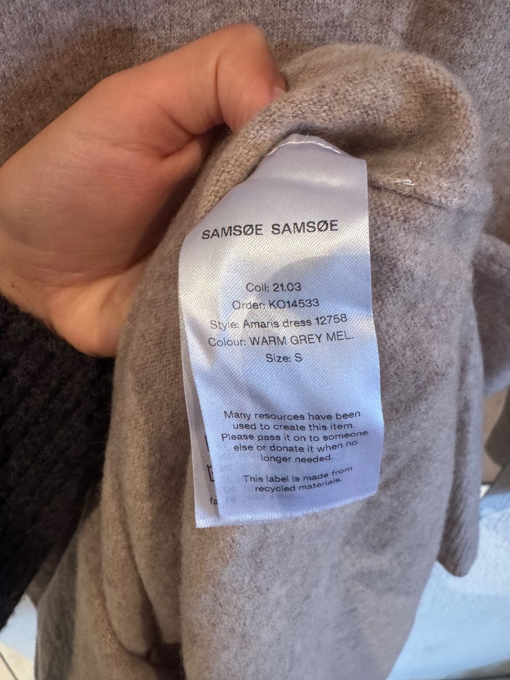Samsøe Samsøe Vestiti: Samsoe Samsoe Strickkleid – Usato da Grindelwald venduto da anja.zurbuchen 1