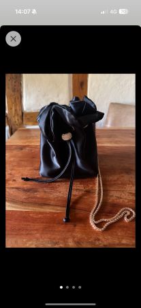 Sophia Webster Beuteltasche, Satin Schwarz, Wie Neu!