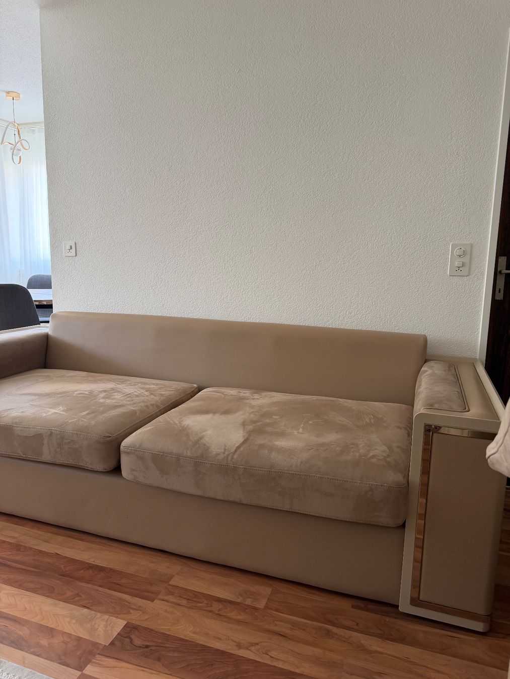Sofas: Sofa + Tisch – D'occasion à Oftringen par sil_bzb9 4