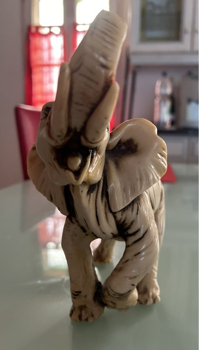 Statuette: Statue Elephant – Usato da Granges VS venduto da Mapern 1