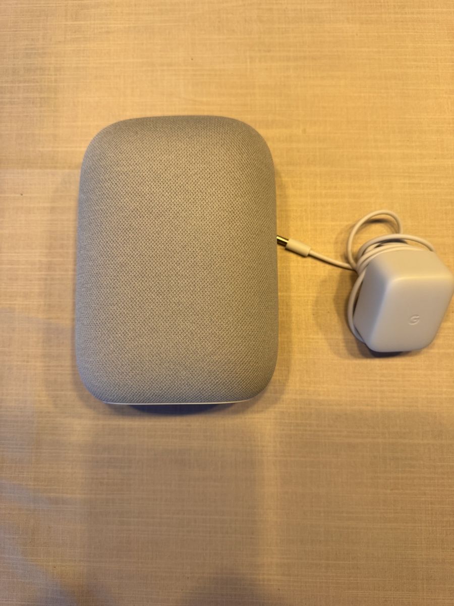 Google Lautsprecher: Google Nest Audio Smart Speaker light grey – Gebraucht aus Wernetshausen von FatetofacE_Rshop 1