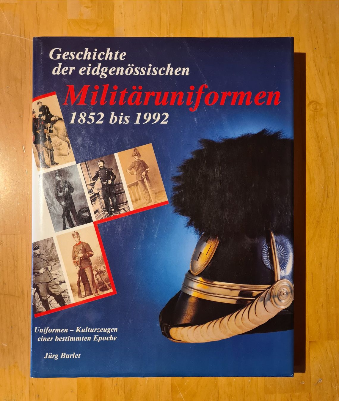 Bücher: Buch > Geschichte der eid.Militäruniformen von 1852 - 1992 – Gebraucht aus Obermumpf von oiskypoisky