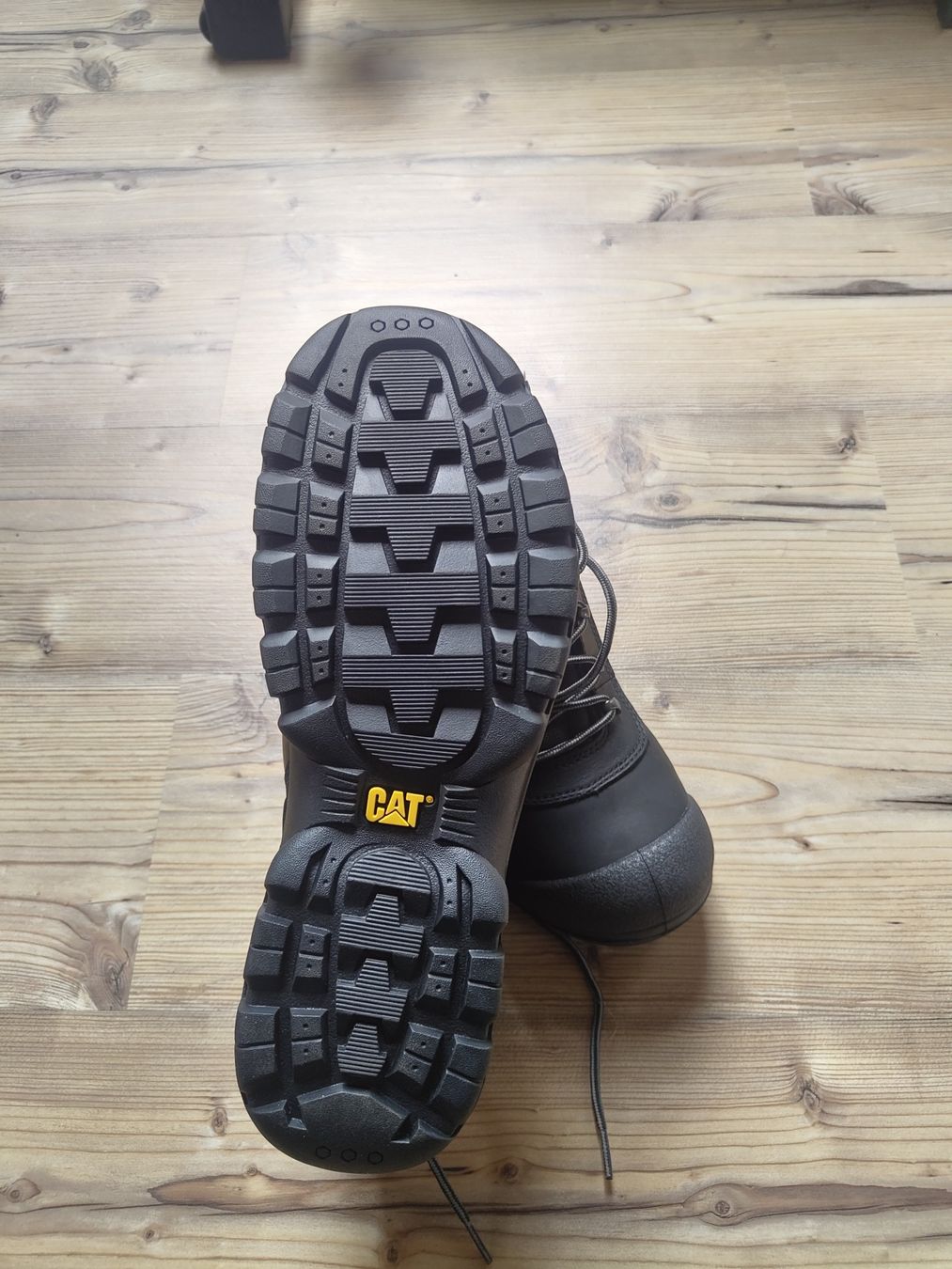 Scarpe da uomo: CAT Arbeitsschuhe Pneumatic S3 Gr. 45 - Neu – Nuovo e nell'imballaggio originale da Attiswil venduto da JP1291 2