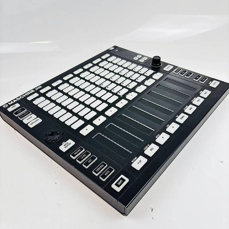 Native Instruments Strumenti musicali: Native Instrument – Usato da Bad Ragaz venduto da wie_2xls 1