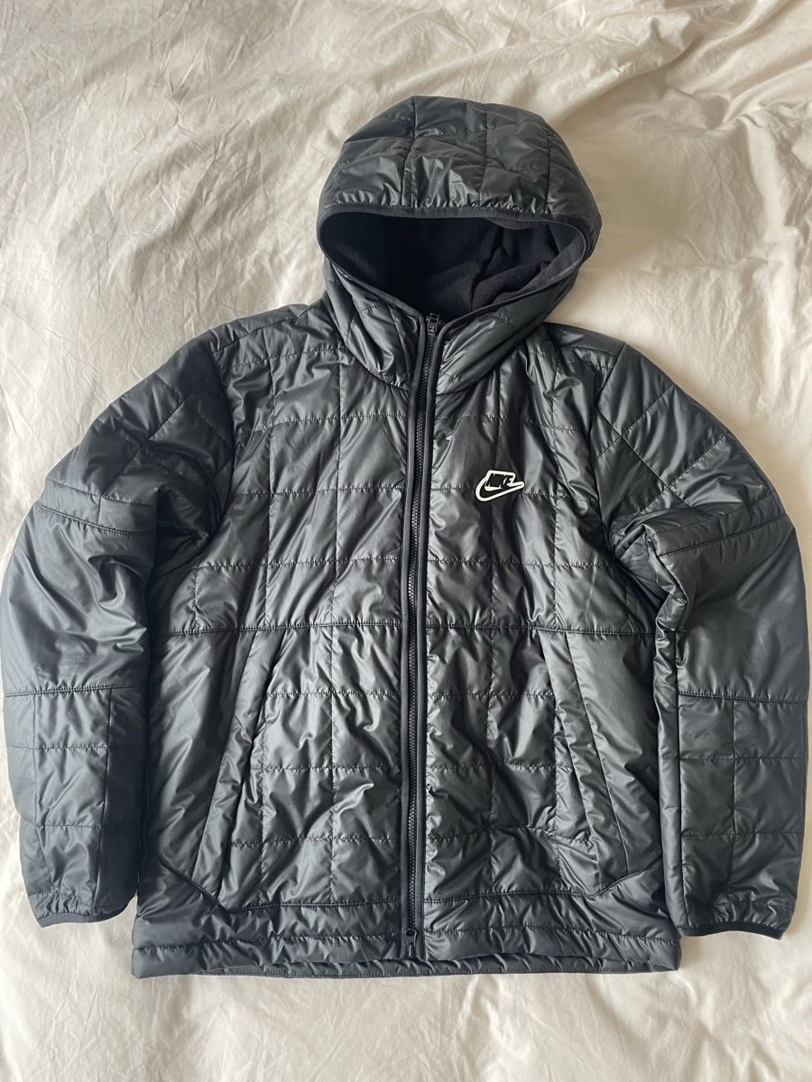 Nike Giacche: Nike Übergangsjacke schwarz grösse M – Usato da Bern venduto da pesche789
