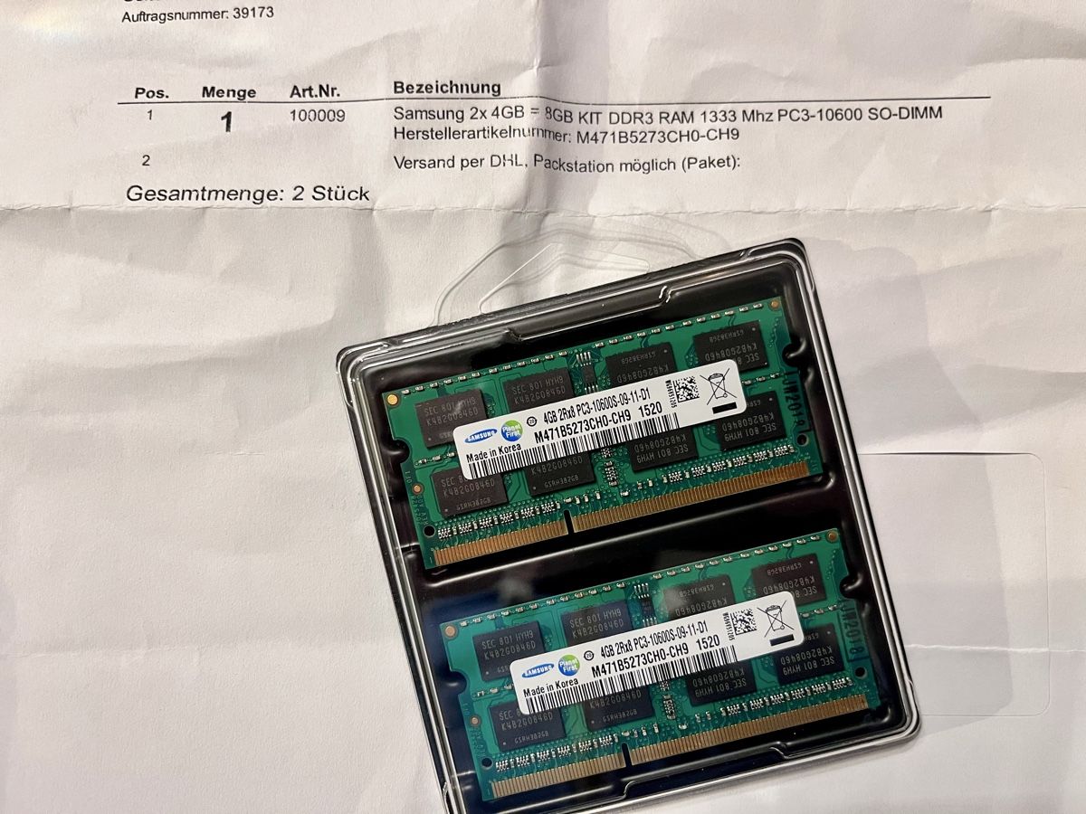 Componenti elettronici: RAM 2x4GB für iMac oder Notebook – Nuovo e nell'imballaggio originale da Richterswil venduto da Traemlis