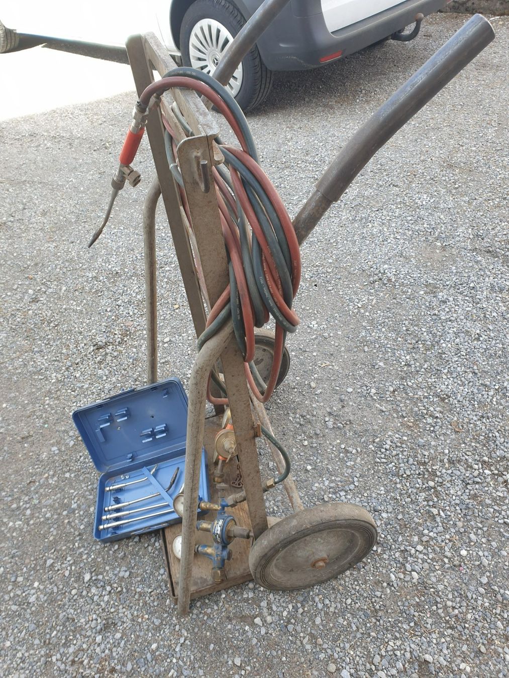 Postes à souder: Schweissanlage – D'occasion à Russikon par proxilia 1