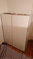 Armoire portes coulissantes