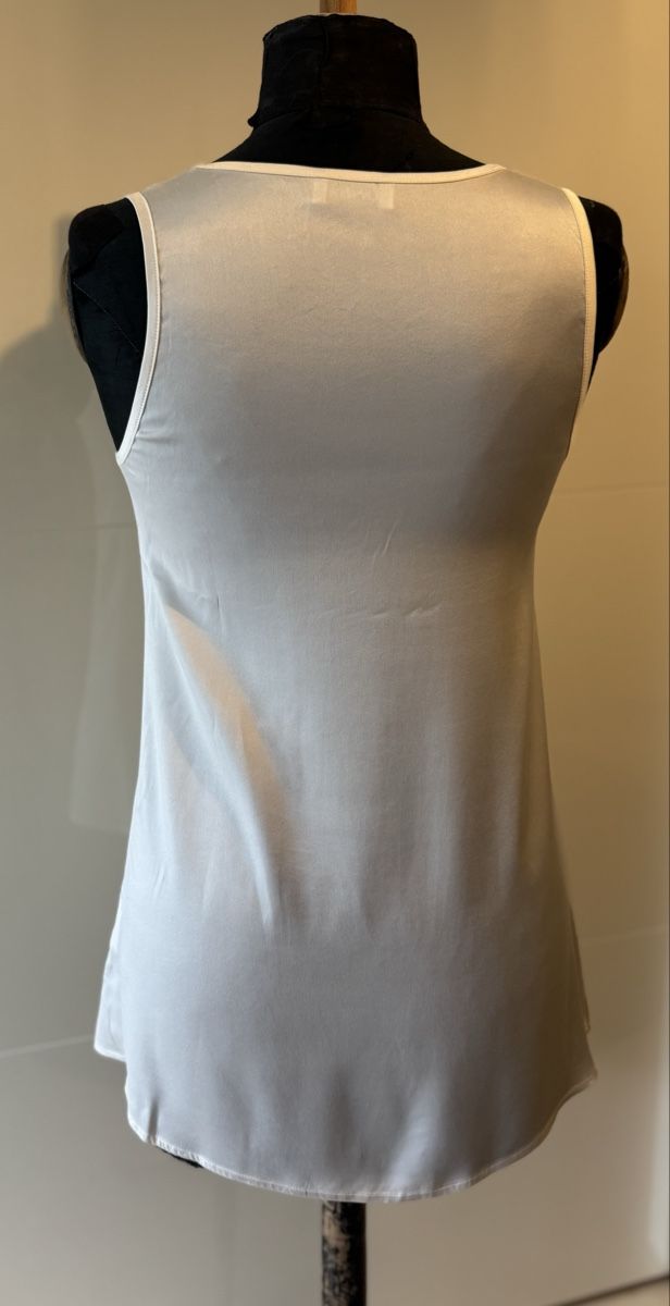 Top: Seiden-Top von Grace, Grösse XS – Usato da Chur venduto da Lilo_Pulver 2