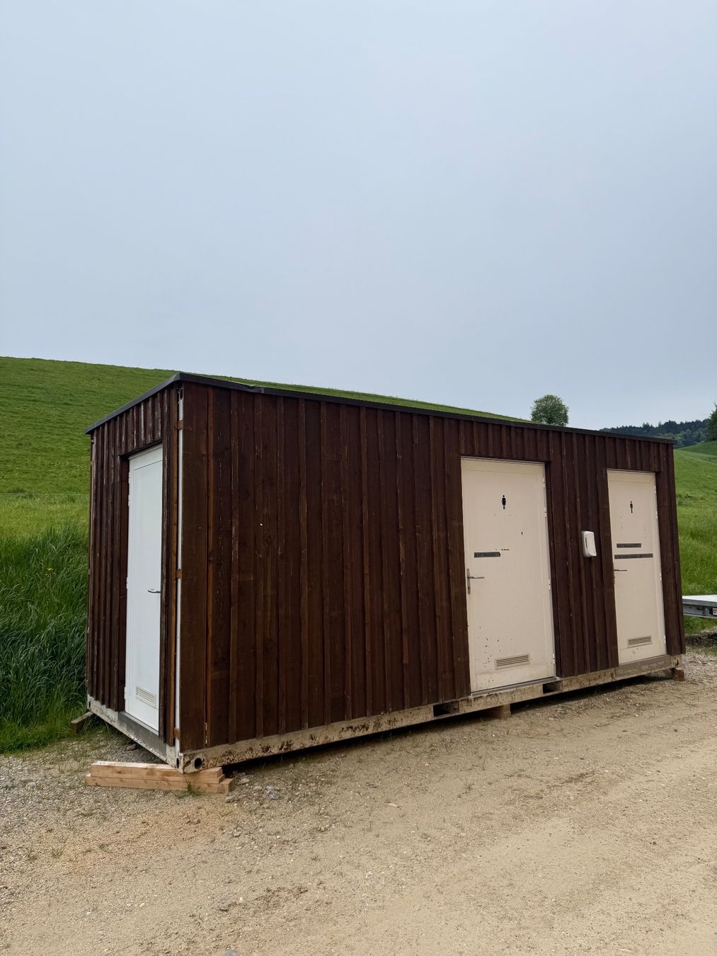 Conteneurs de construction: WC- Container – D'occasion à obersteckholz par koebu1291