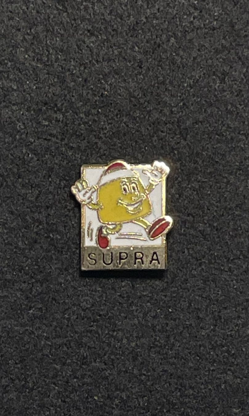 Plaketten & Abzeichen: Pin SUPRA – Neu (gemäss Beschreibung) aus Adliswil von Manegg