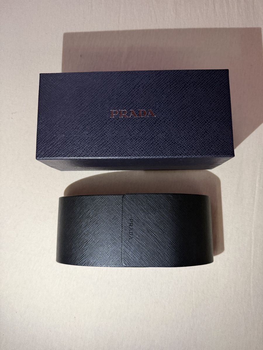 Prada Occhiali & Lenti: Prada Sunglasses – Usato da Küssnacht am Rigi venduto da CHM_1234 1