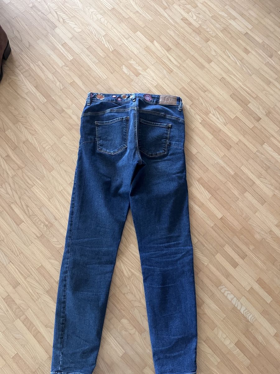 Desigual Jeans: Jeans Desigual  – D'occasion à St. Gallen par elli18 3