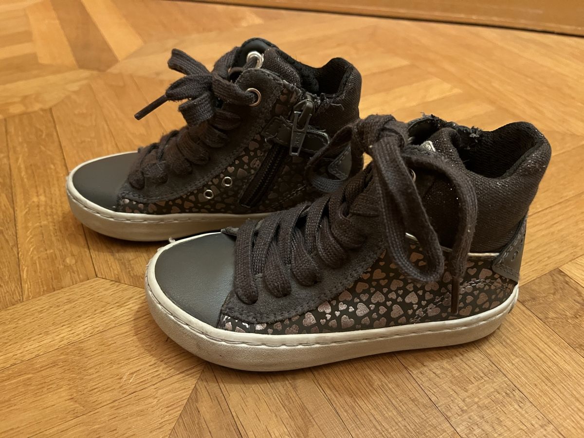 Geox Scarpe per ragazze: Kinderschuhe Geox Gr.26 – Usato da Rüti ZH venduto da Lilalillifee