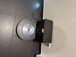 Robot iRobot J7+ aspirateur et serpillière + base de vida...