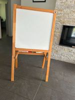 Kindertafel mit weissem und schwarzem Brett Holzausführung