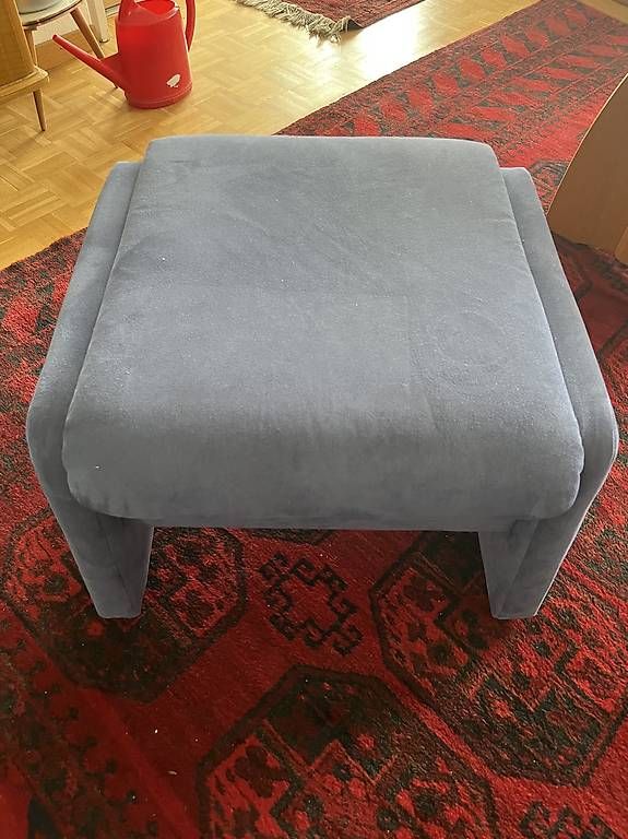 Sofas: 2x Sofa, 1x Hocker – D'occasion à Lyss par malenkji 2