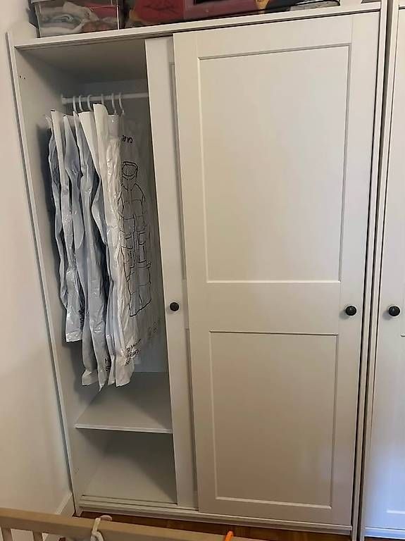 Ikea Armadi: Armoire IKEA KLEPPSTAD parfait état – Usato da Préverenges venduto da racstefan 2