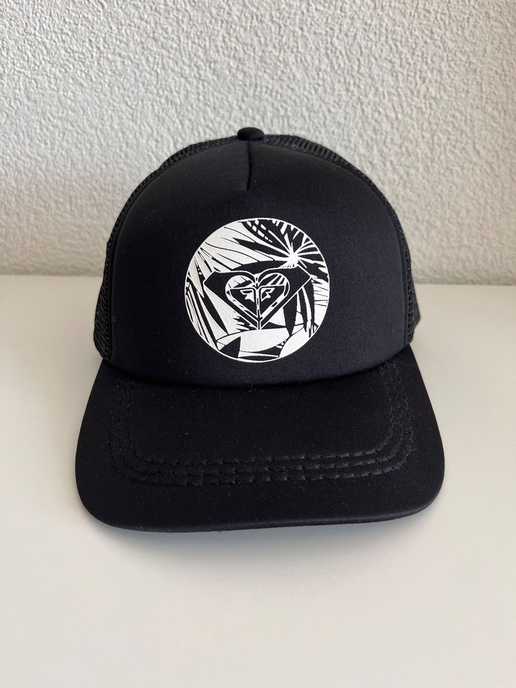 Fox Copricapi, berretti & cappellini: Roxy Trucker Cap, Schwarz – Nuovo (secondo la descrizione) da Frauenfeld venduto da heyLani