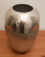 Vase Mink in silberner Farbe Pfister  15 x 23 cm