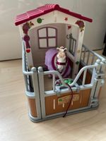 Schleich Reiterhof Stall mit Pferd gut erhalten