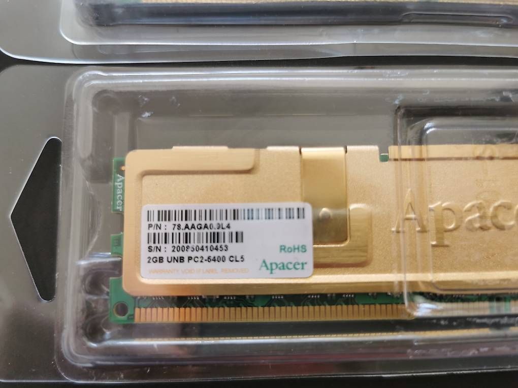 Memoria / RAM: RAM Apacer 2x 2 GB UNB PC2-6400 CL5 – Usato da Oberdorf BL venduto da FabioSantoro1990