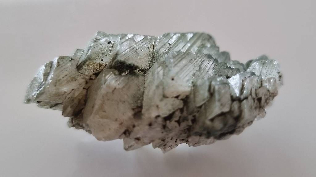 Minerali & Pietre curative: Calcit Gwindel mit Chlorit – Usato da Ehrendingen venduto da NSX-RR 1